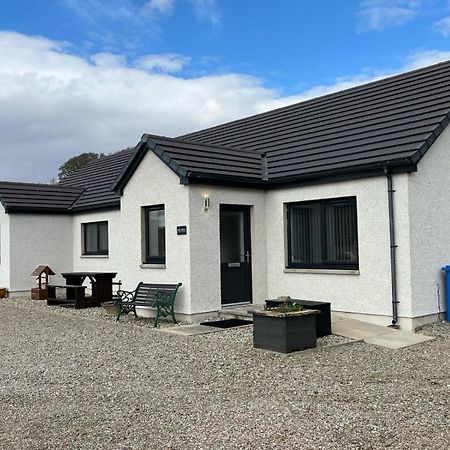 Highland Holiday Lets Lairg Zewnętrze zdjęcie